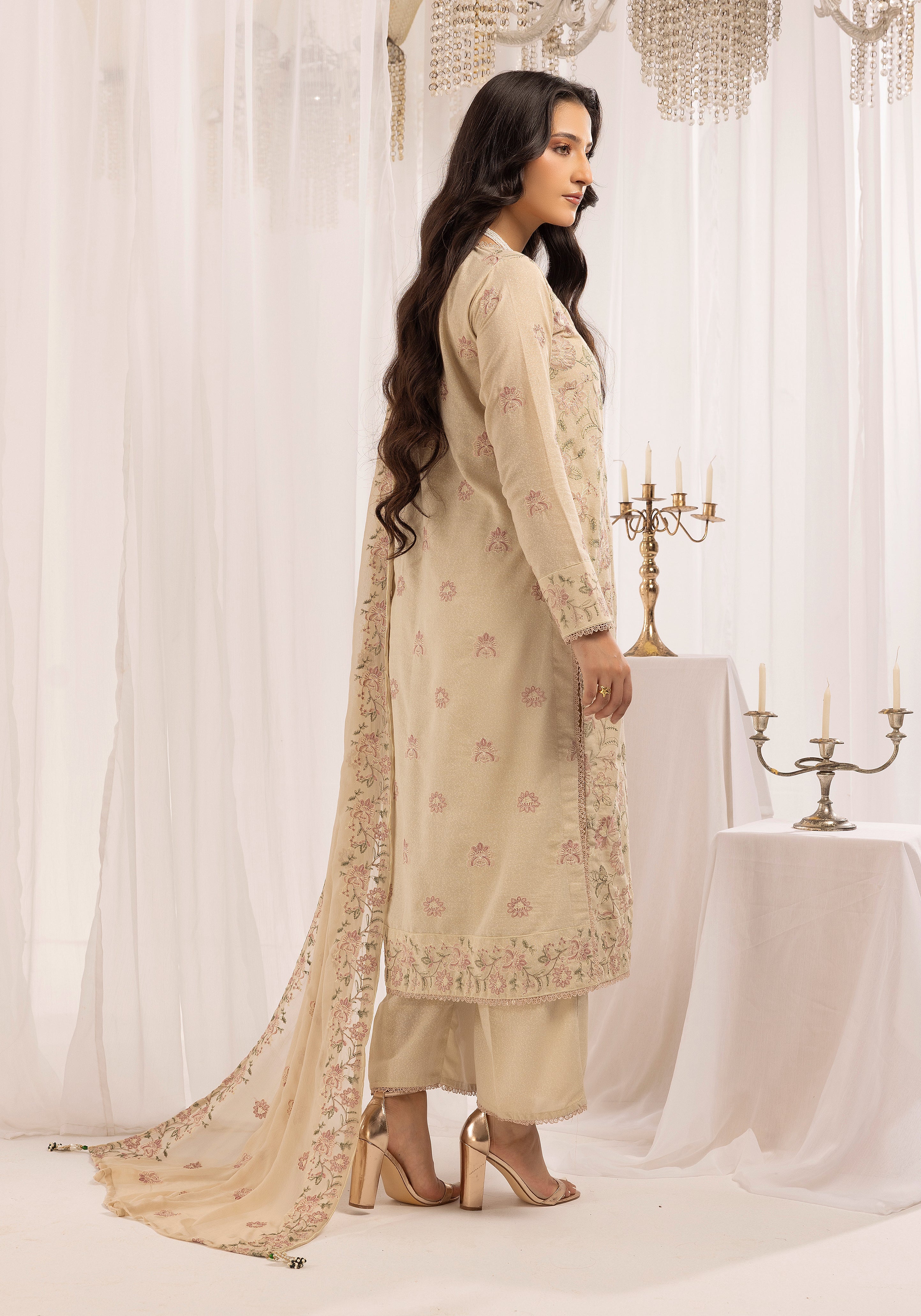 Soft Bloom - Unstitched 3pc