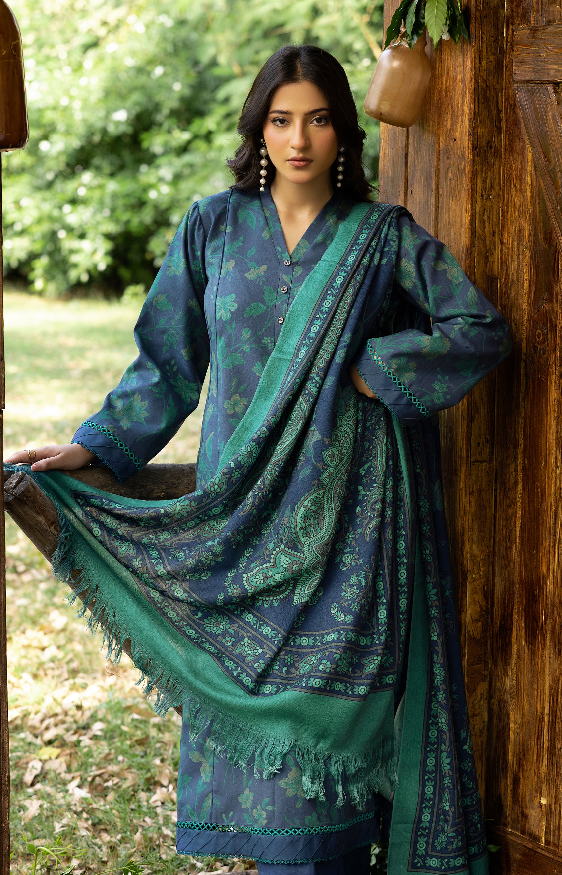 Nazaakat - Unstitched 3pc