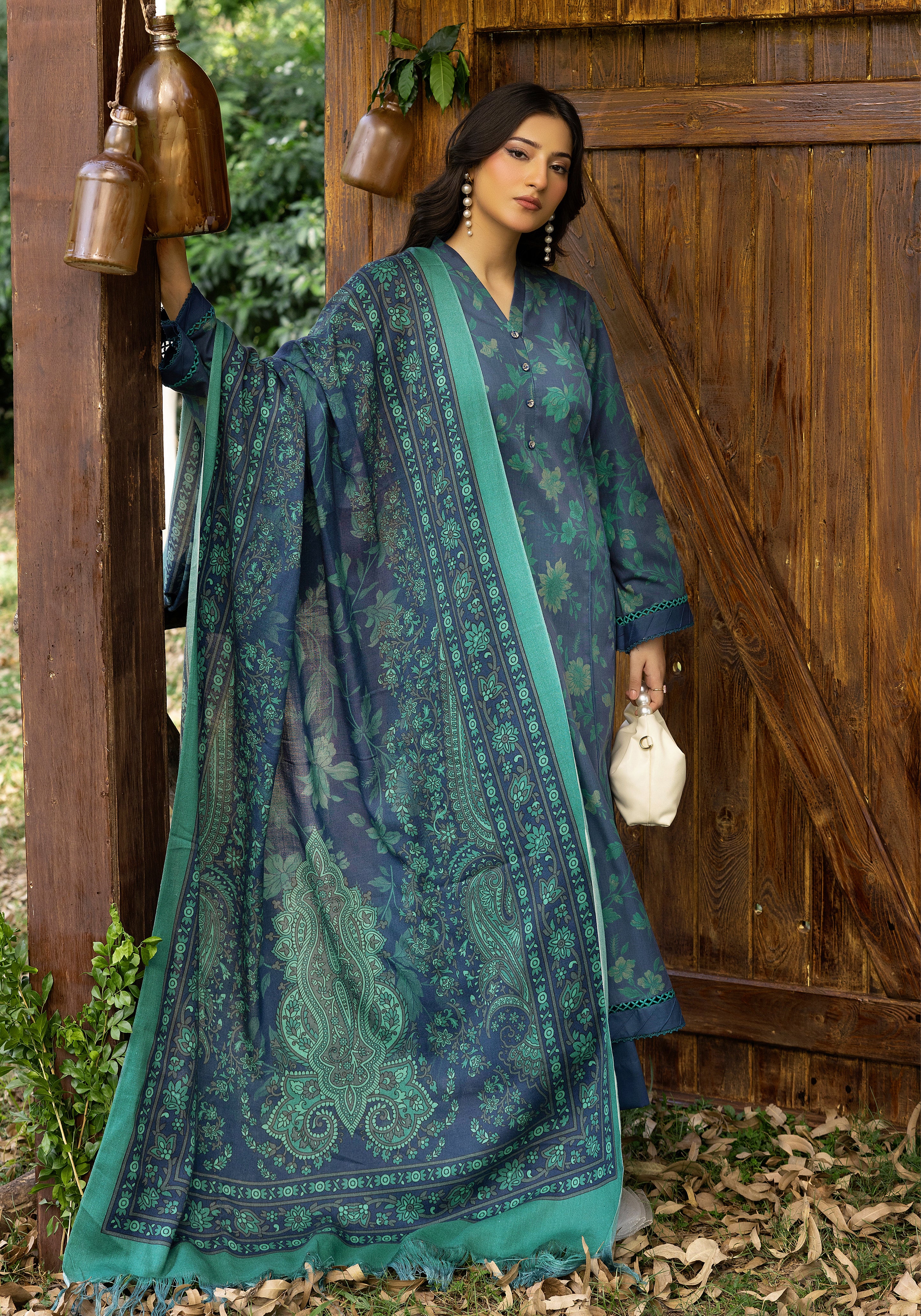 Nazaakat - Unstitched 3pc