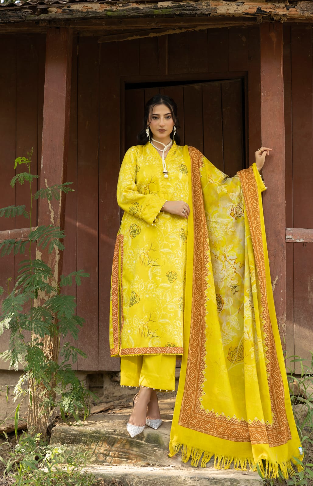 Sunehri - Unstitched 3pc