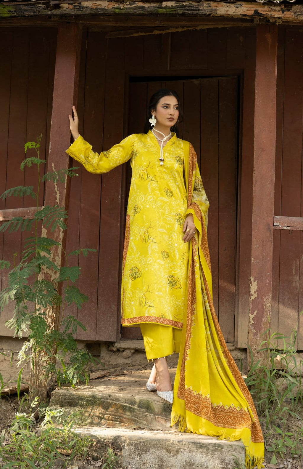 Sunehri - Unstitched 3pc