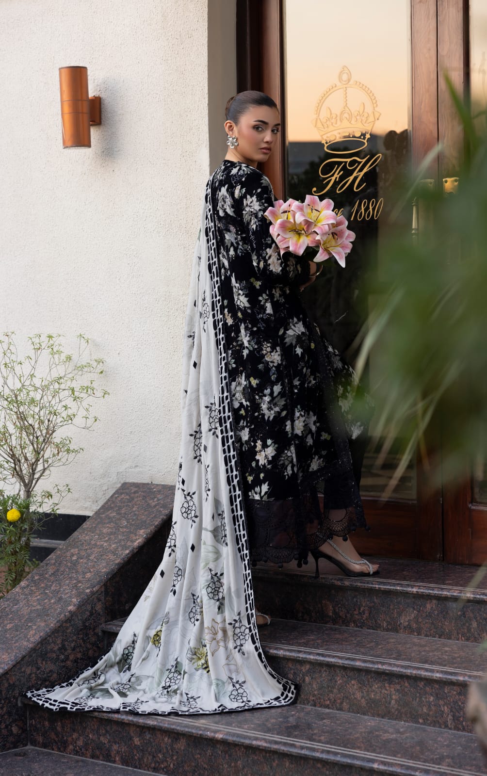 Ilana - Unstitched 3pc