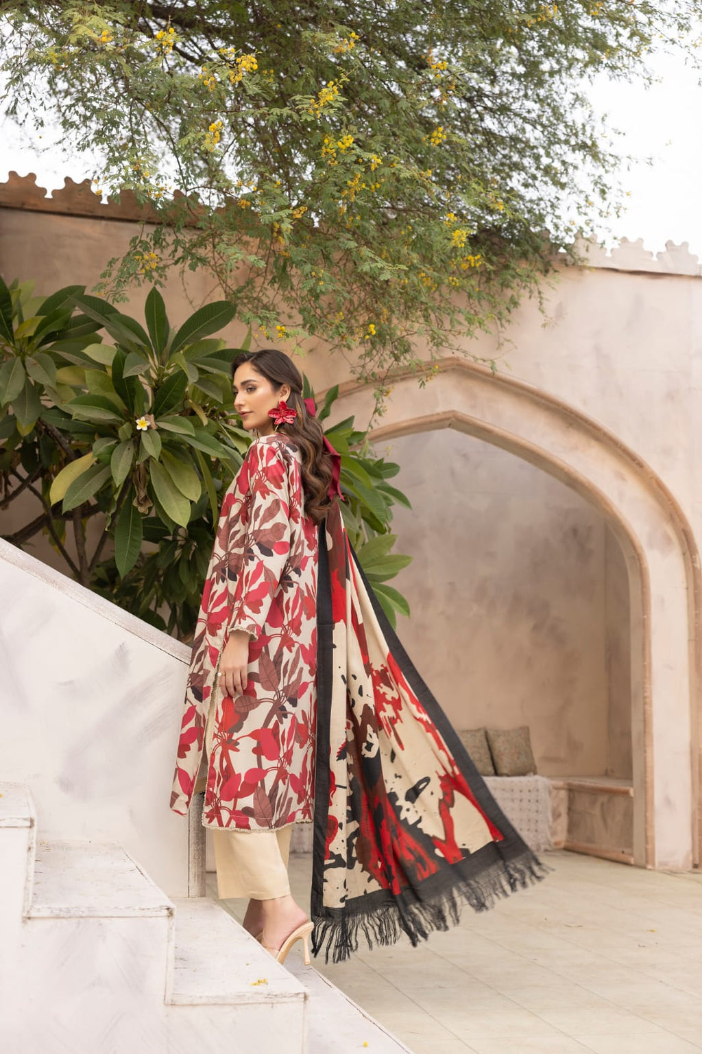 Lyric - Unstitched 3pc