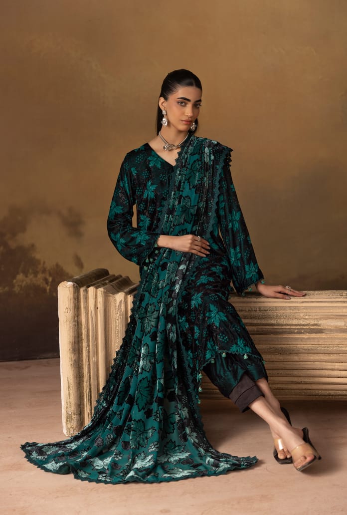 Gulnaar - Unstitched 3pc