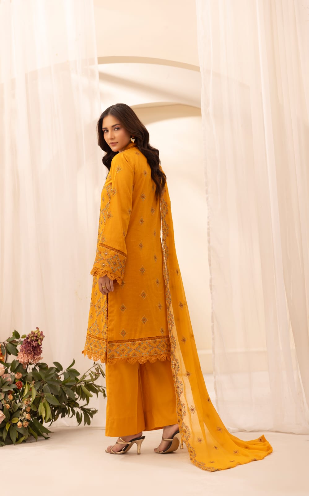 Roshni - Unstitched 3pc