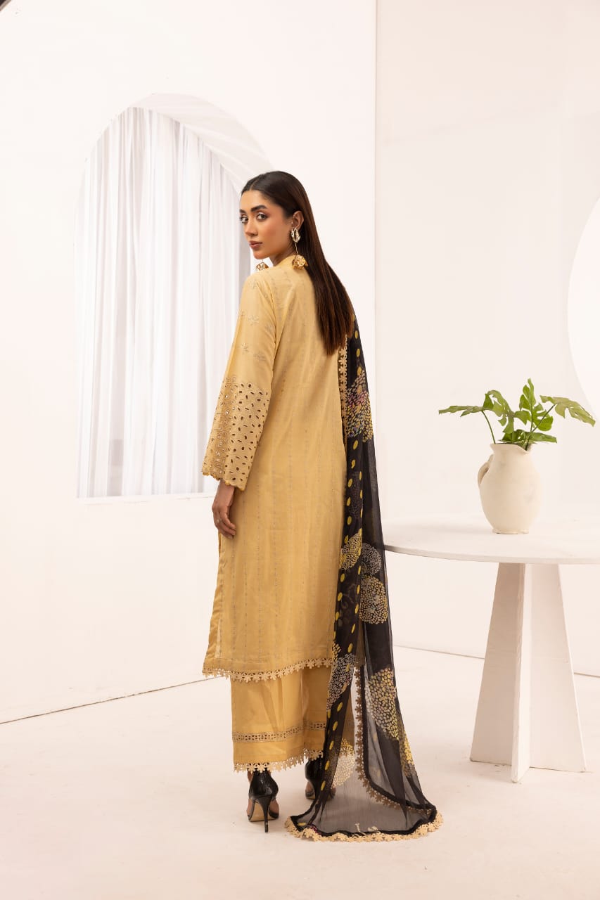 Lureya - Unstitched 3pc