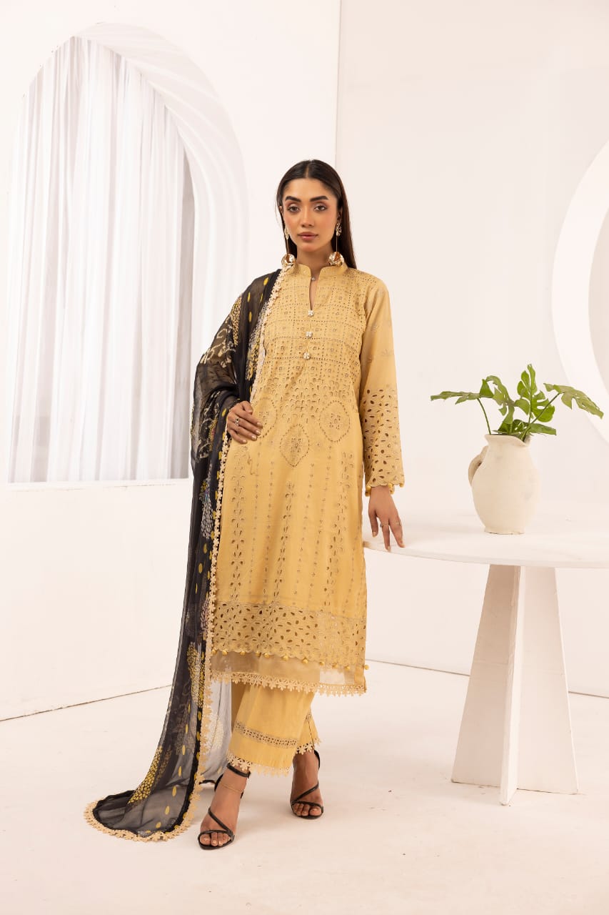 Lureya - Unstitched 3pc