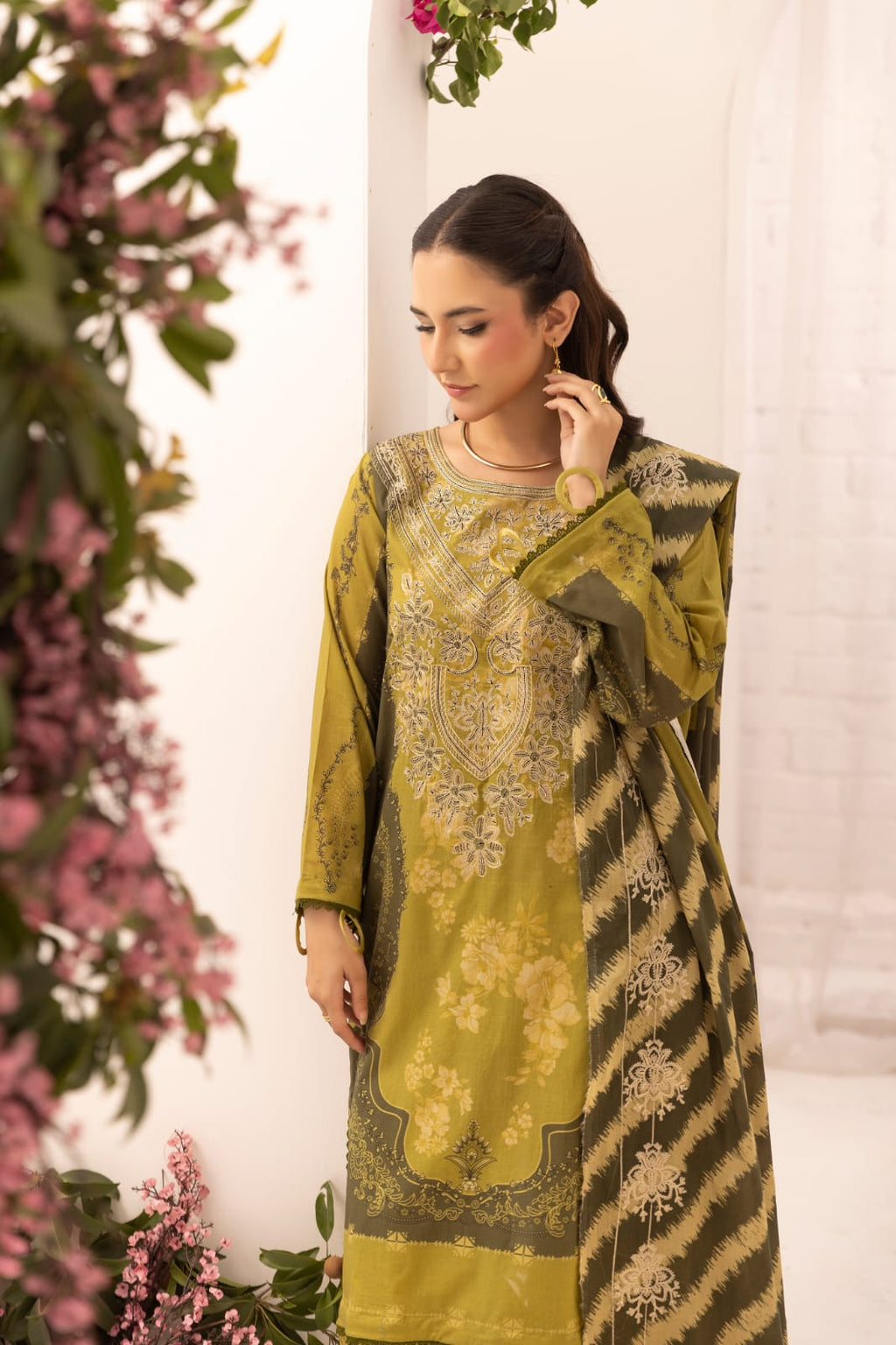 Aira - Unstitched 3pc