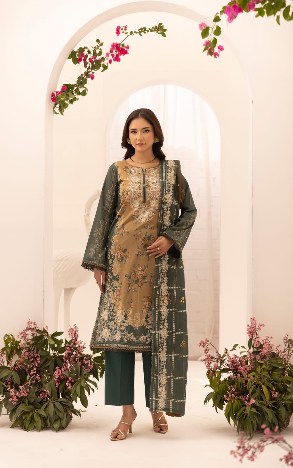 Sorel - Unstitched 3pc