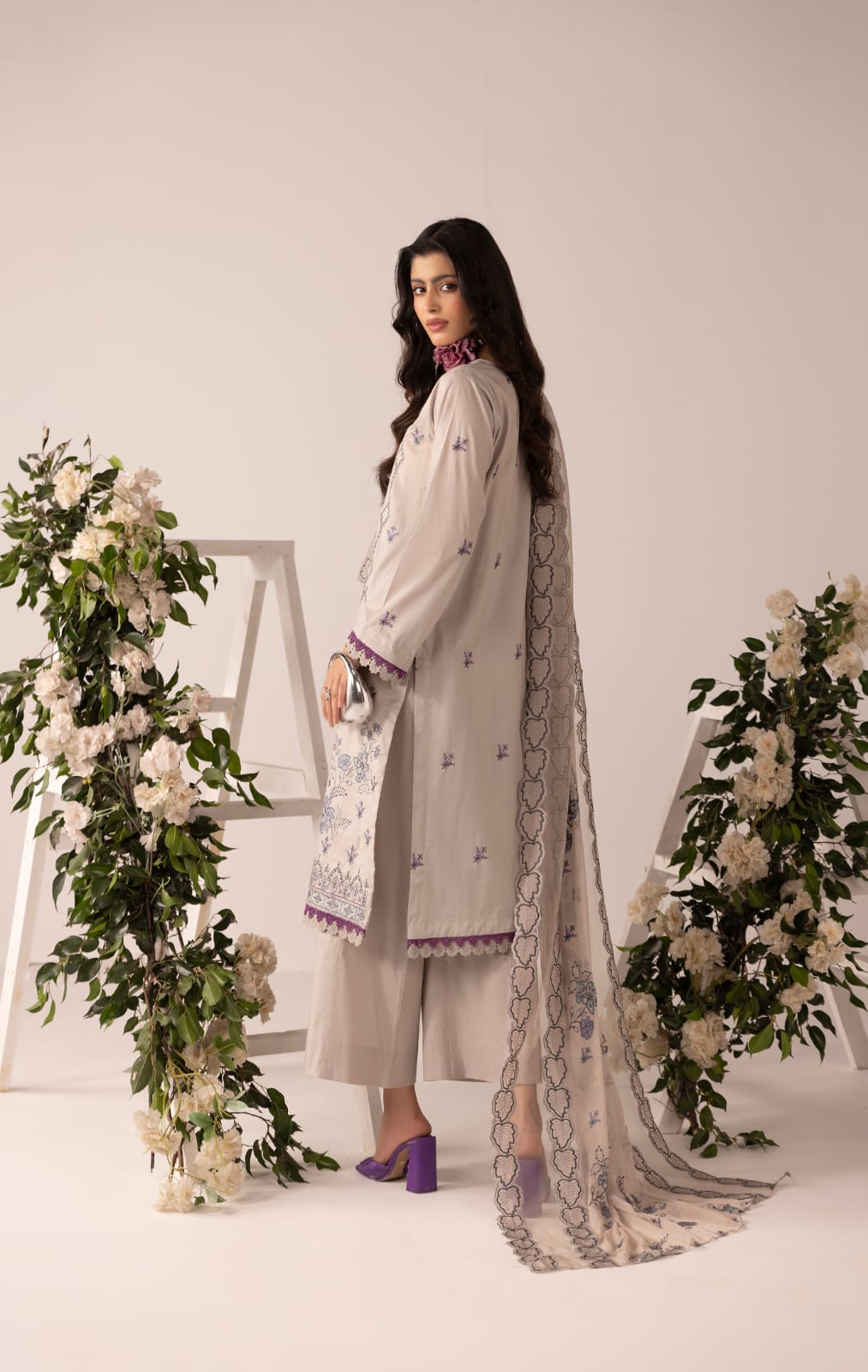Lioré - Unstitched 3pc