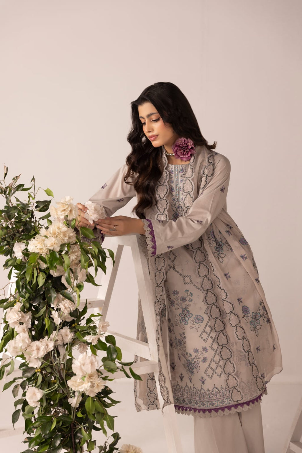 Lioré - Unstitched 3pc