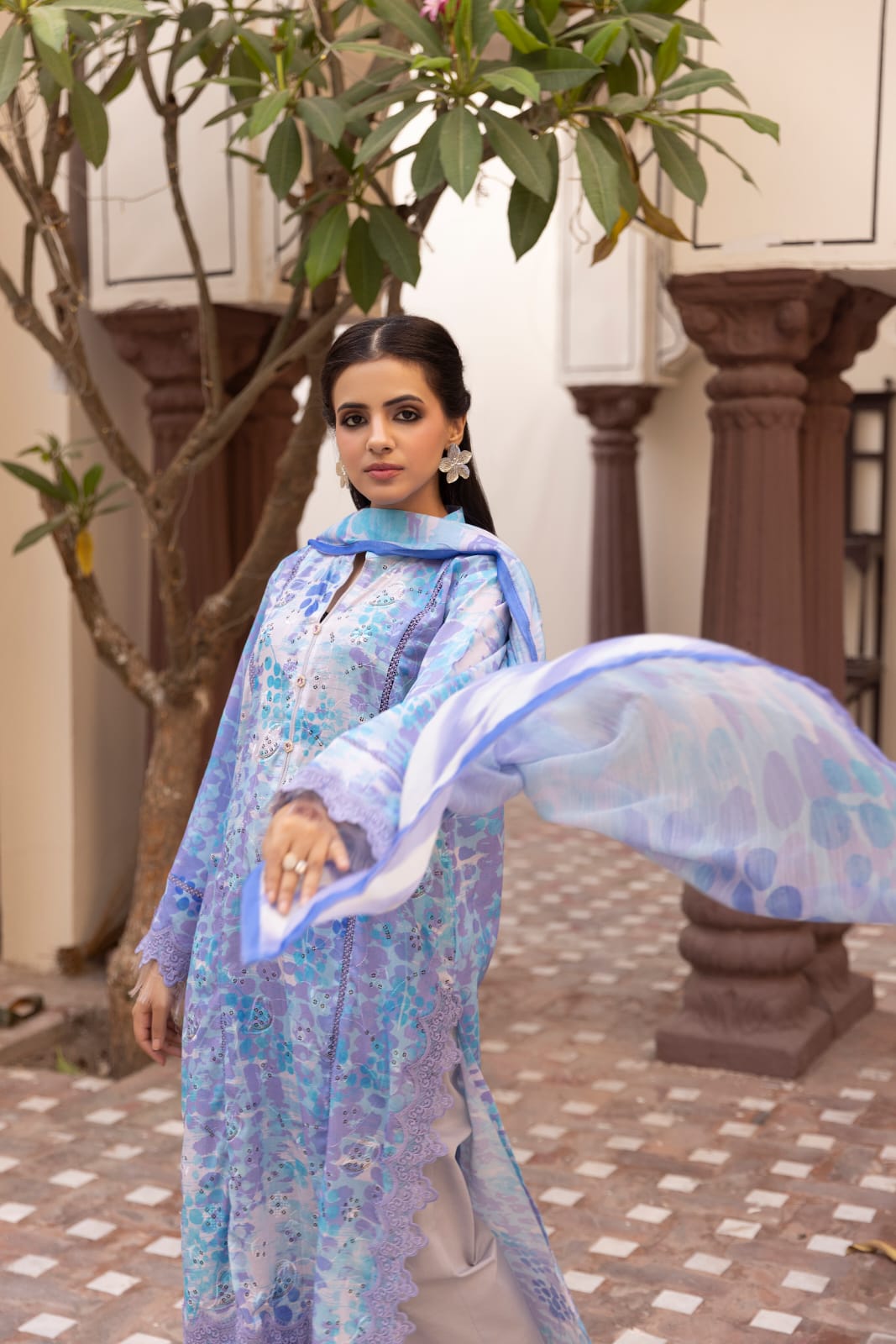 3 Piece - Chikankari Lawn Suit
