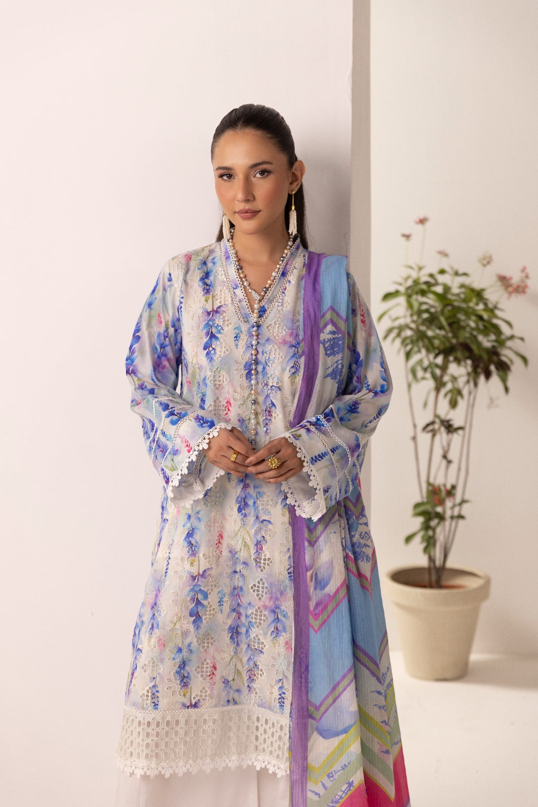 Unstitched 3pc - Chikankari Lawn Suit