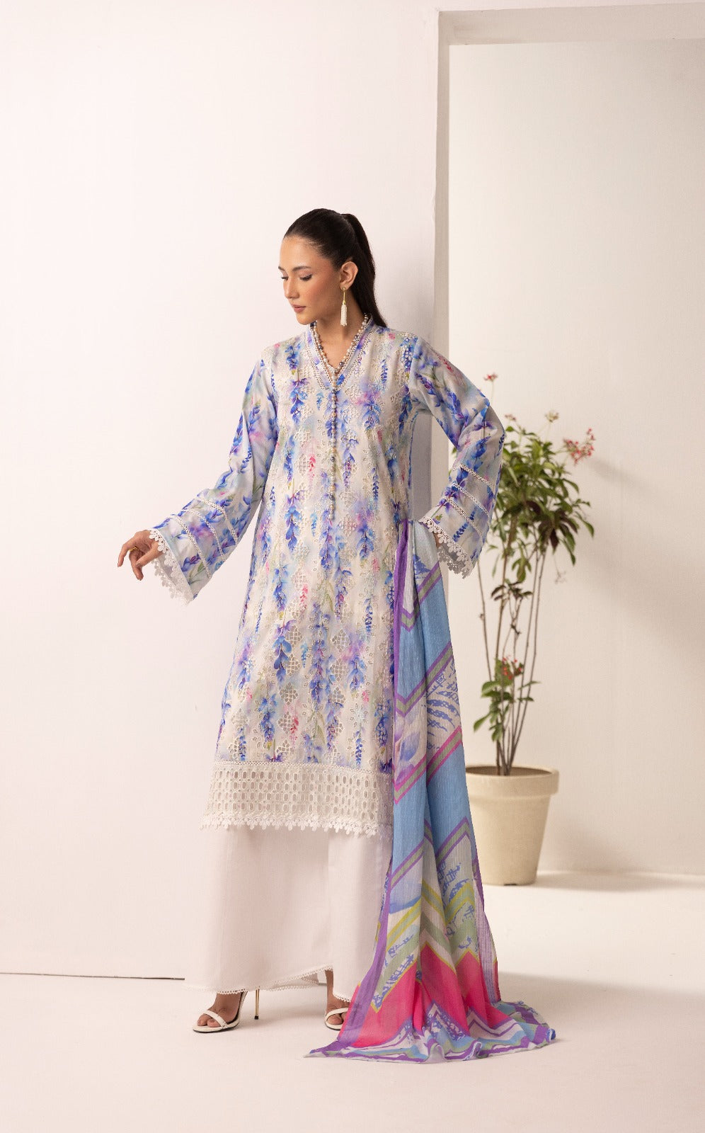 Unstitched 3pc - Chikankari Lawn Suit