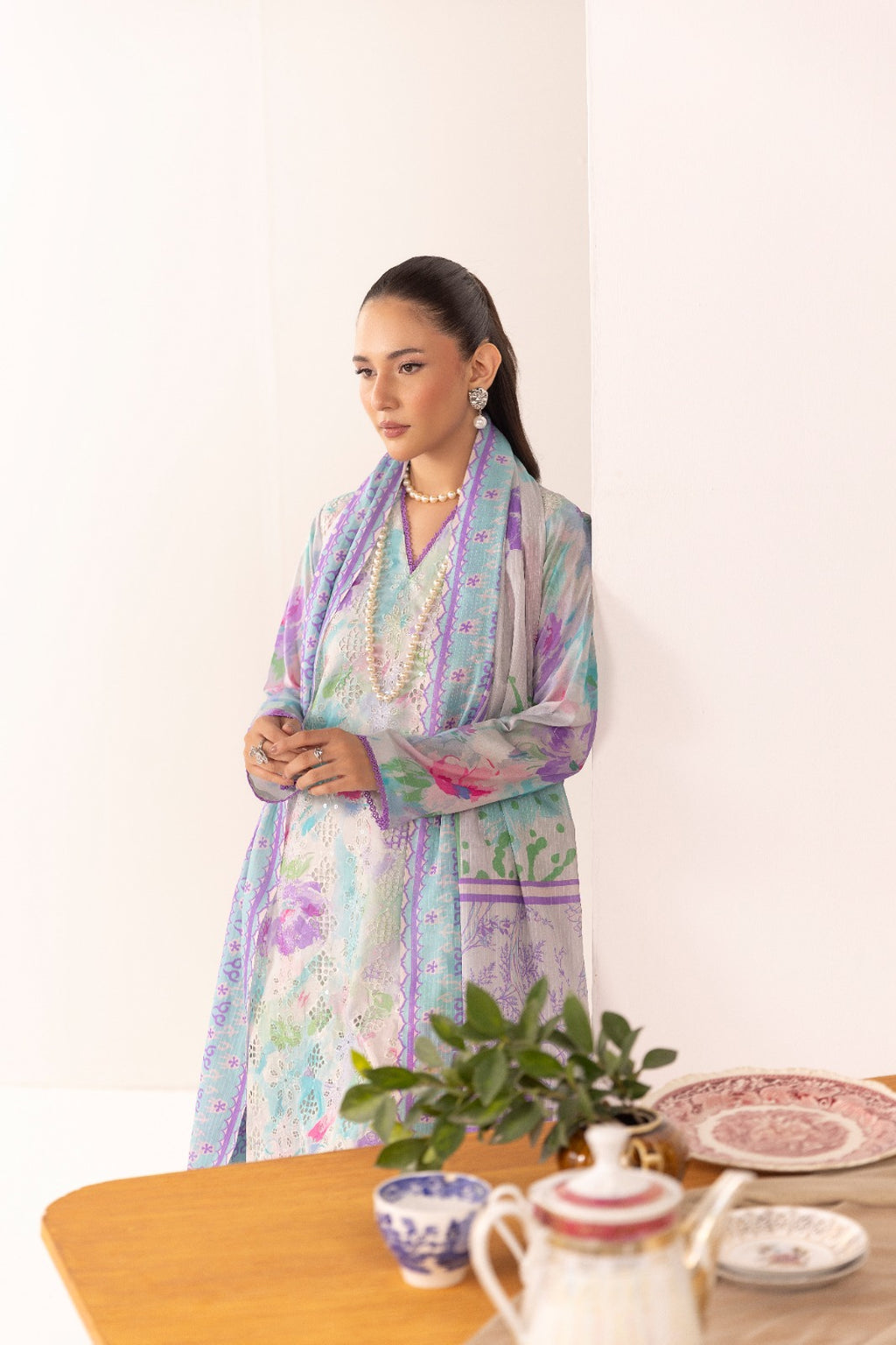 Unstitched 3pc - Chikankari Lawn Suit