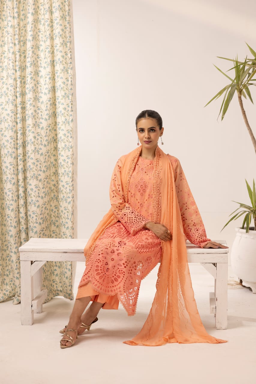 Aven - Unstitched 3pc